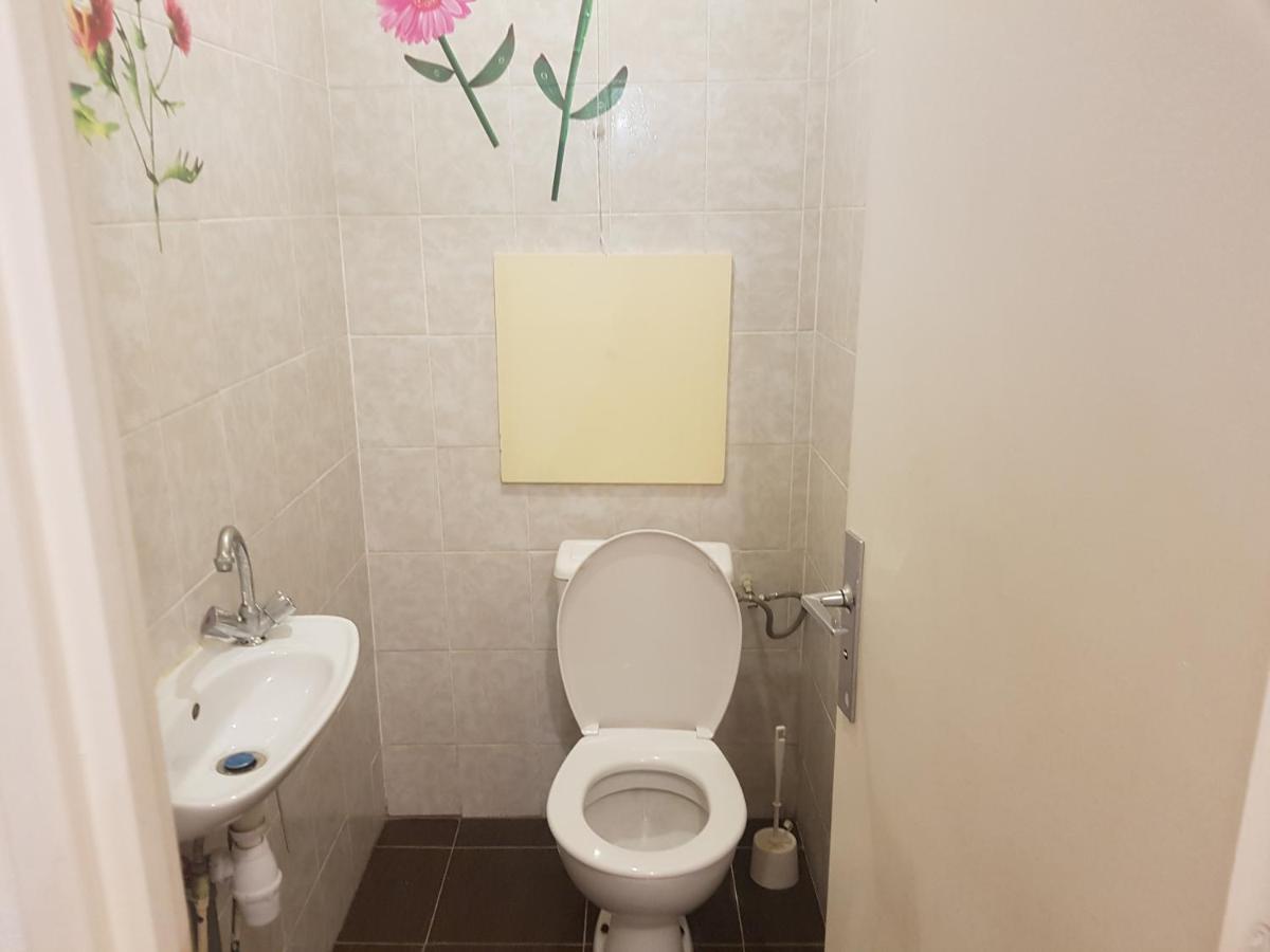 Une Chambre Privee Entre Paris Et Disneyland 누와시 르 그헝 외부 사진